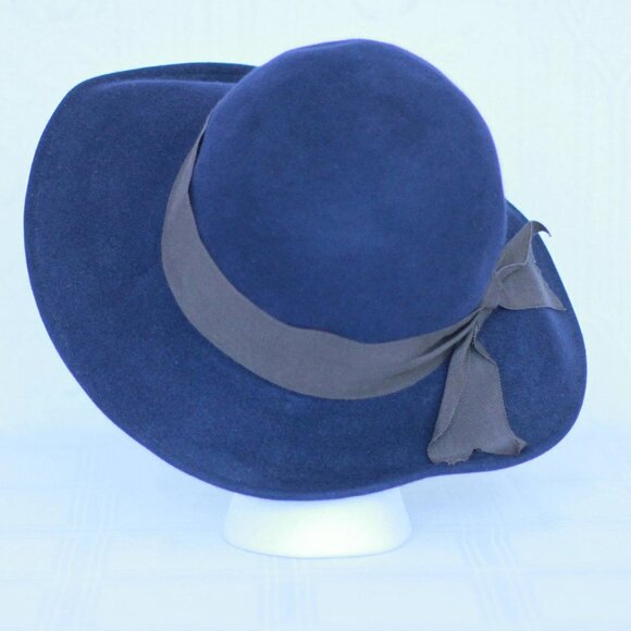 Frank Olive for Neiman-Marcus 60's 70's Navy hat - Picture 3 of 5